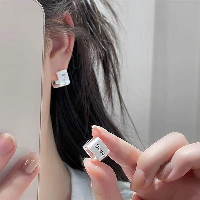 Women‘s Metal Frosted U-shaped - Women Accessories In English ulasan dan harga