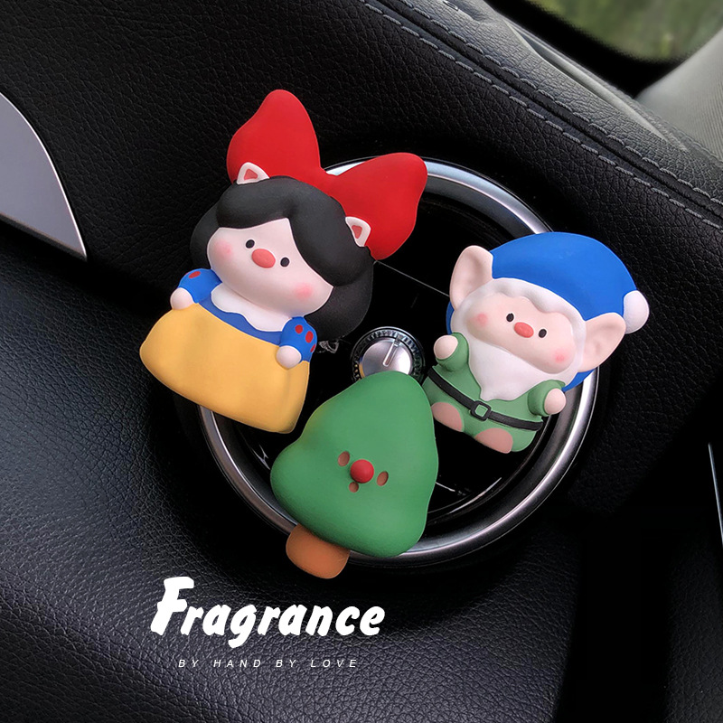 Creative Dwarf Car Perfume Orn - Women Accessories Outlet ulasan dan harga