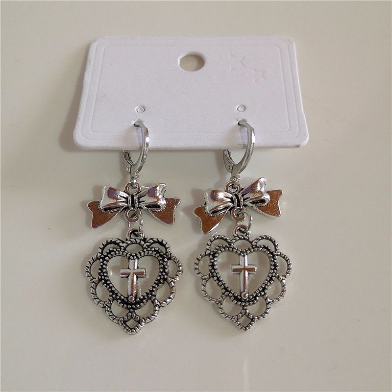 Gothic Vintage Love Heart Cros - Women'S Accessories In The 90S ulasan dan harga