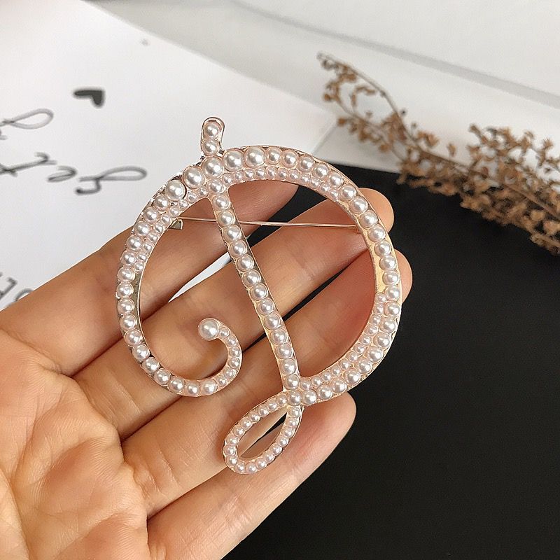 English Letters A-Z Pearl Broo - Women Accessories In English ulasan dan harga
